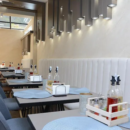 奥林奇别墅公寓式酒店 公寓式酒店 索佐波尔