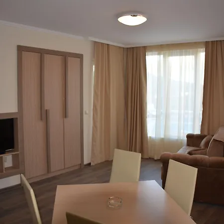 奥林奇别墅公寓式酒店 4*